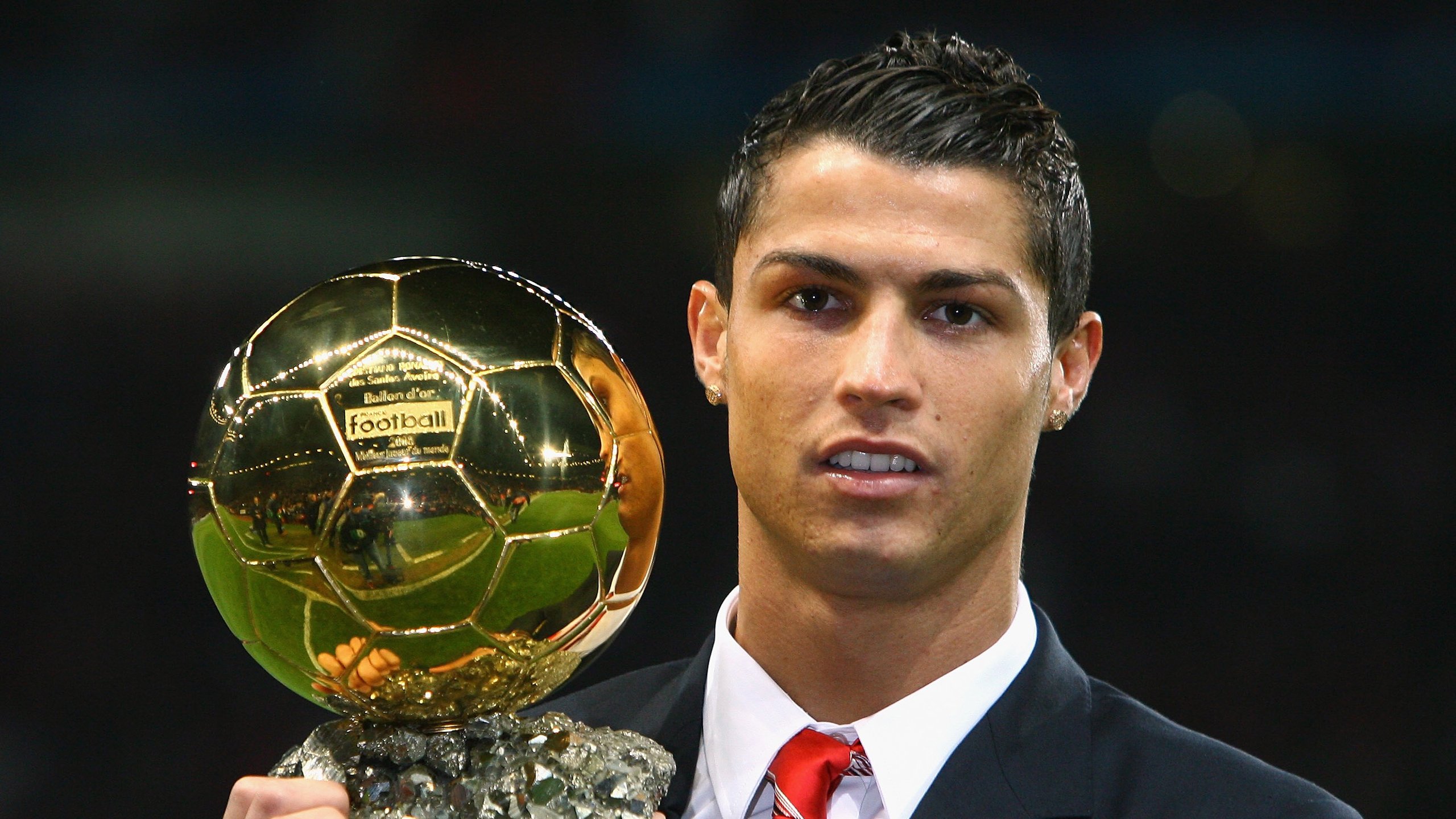 巴萨新星闪耀绿茵场,19岁天才横空出世,巴萨梯队新星